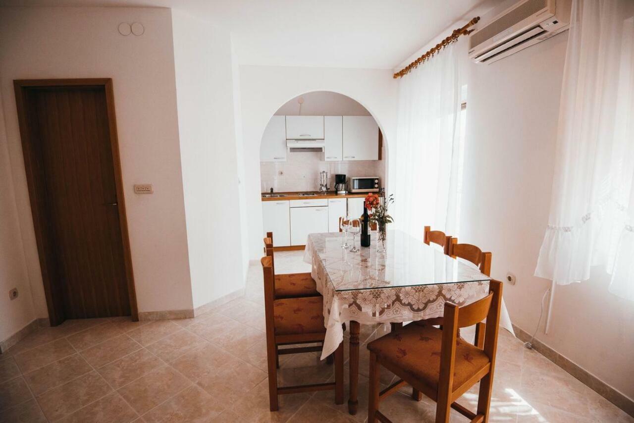 Apartmani Tamaris Vodice Exterior photo