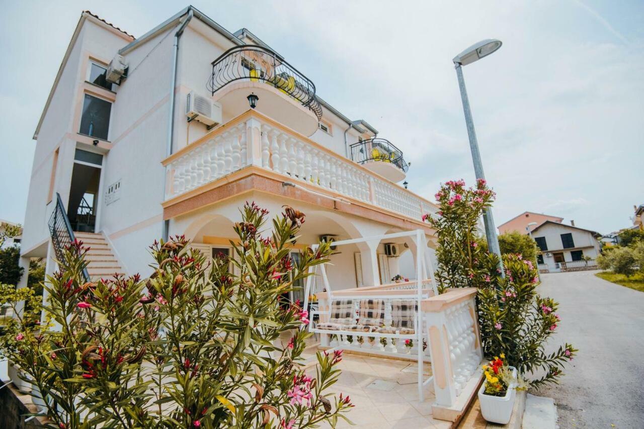 Apartmani Tamaris Vodice Exterior photo